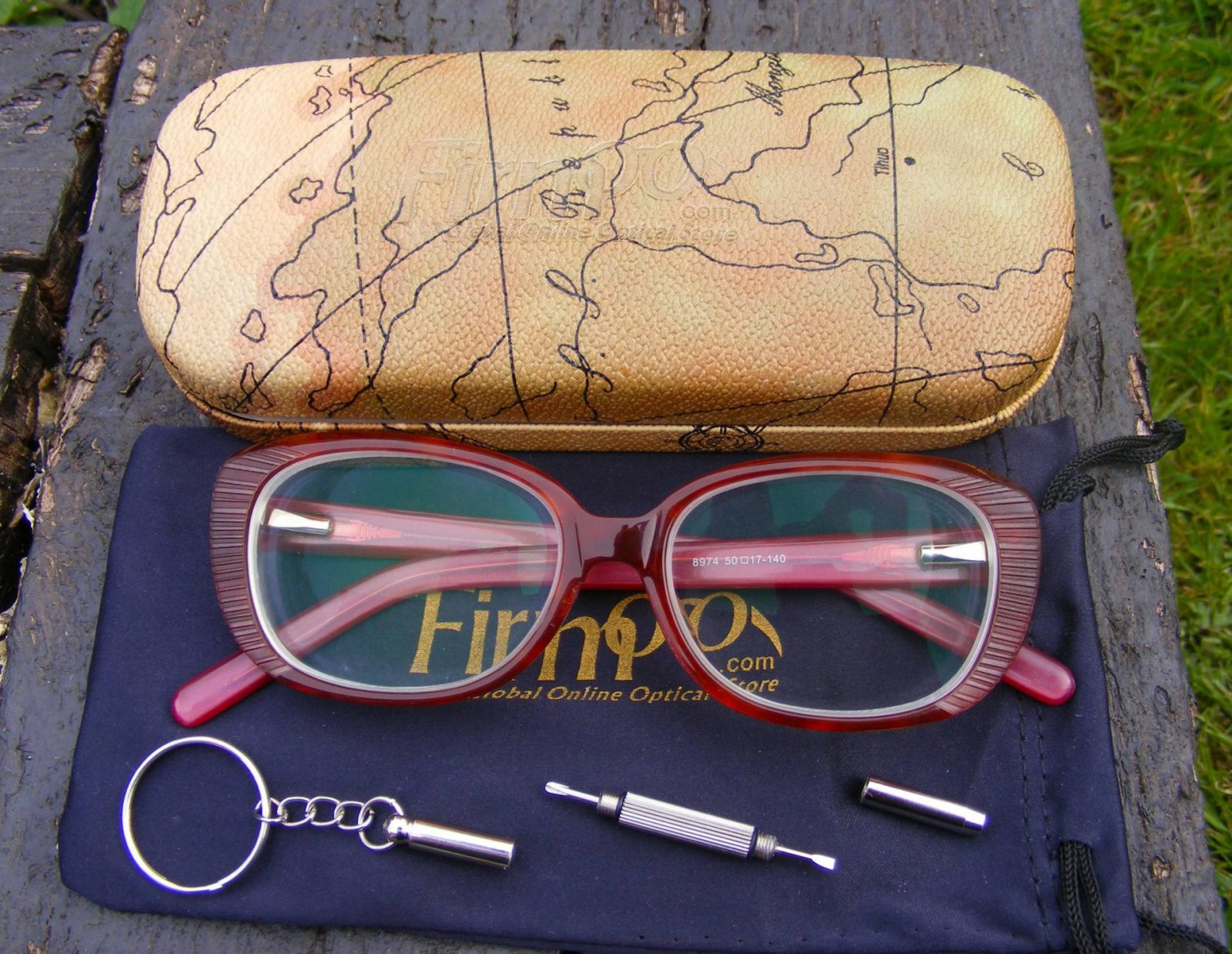 Firmoo glasses and case