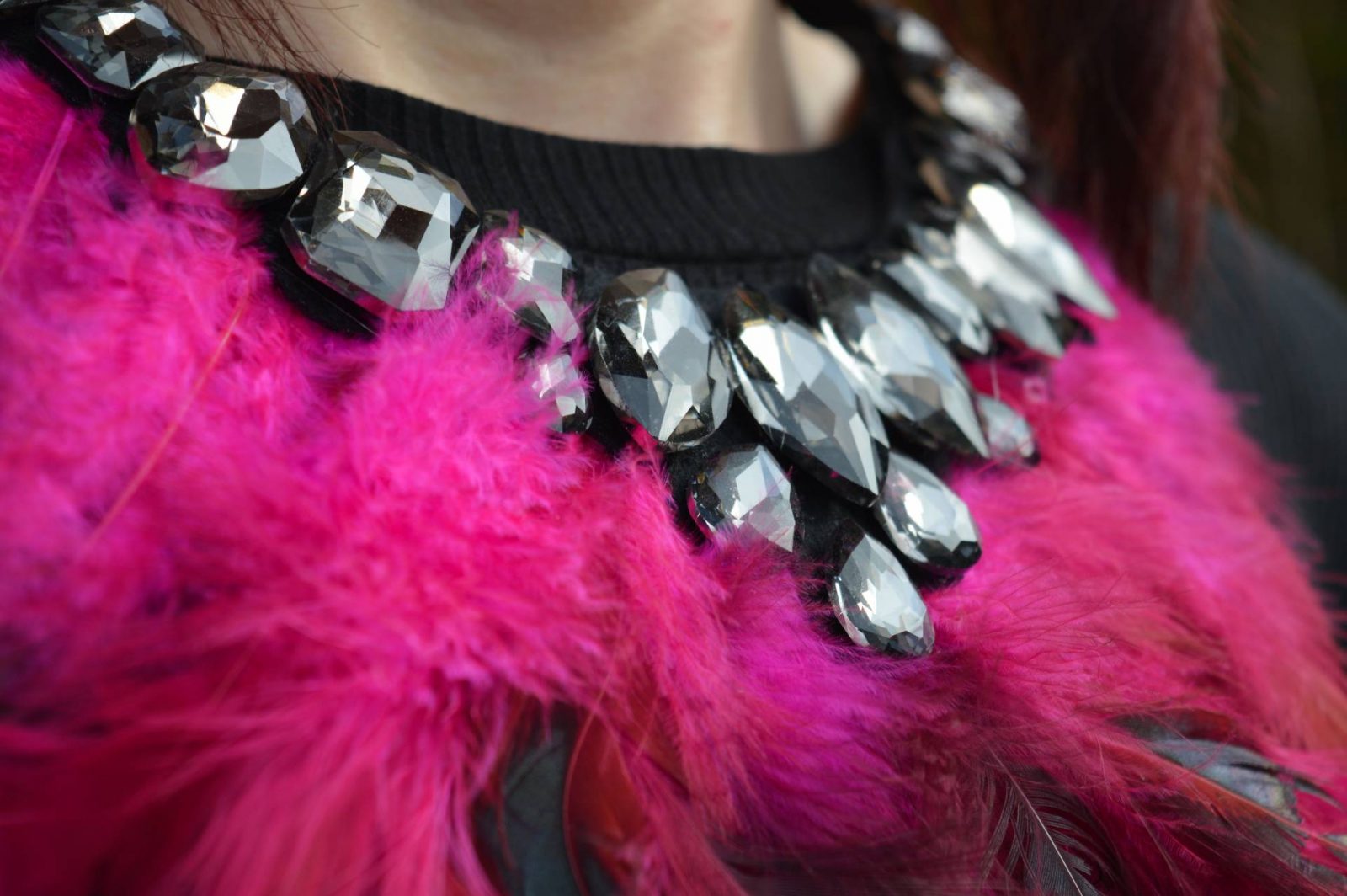 pink-feather-bib-necklace