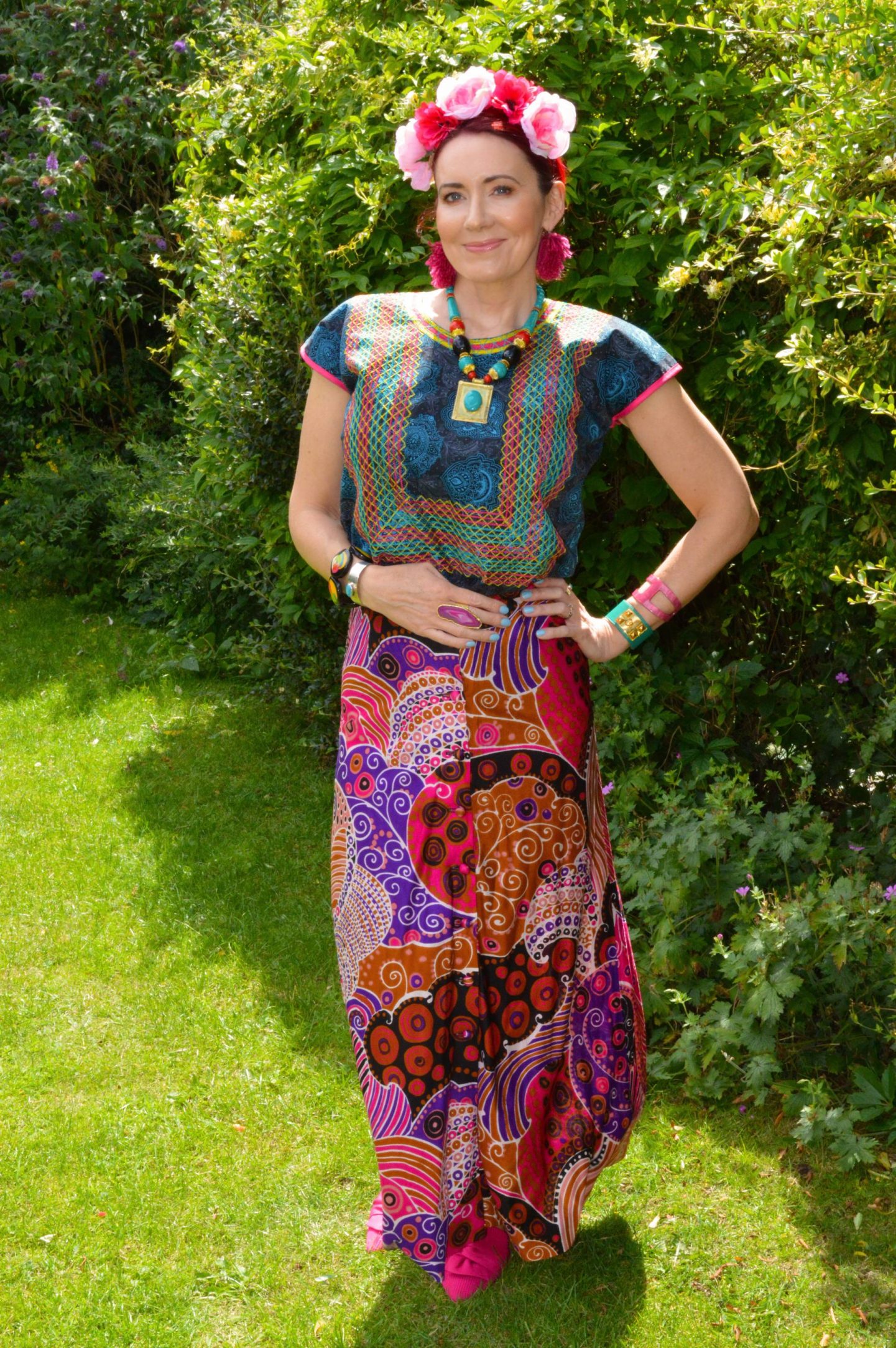 iPhoneアクセサリー Frieda Inspired By Frida Kahlo – July's Thrifty Six - Style Splash